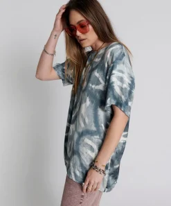 Basic Tees|ONE TEASPOON Reflection Hand Printed Satin Tee