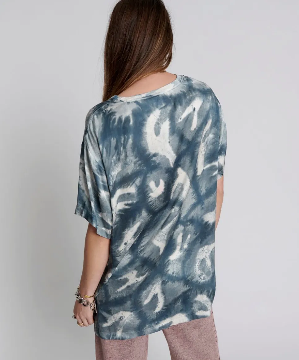 Basic Tees|ONE TEASPOON Reflection Hand Printed Satin Tee