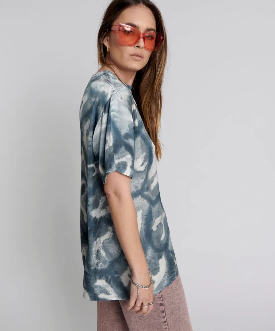 Basic Tees|ONE TEASPOON Reflection Hand Printed Satin Tee